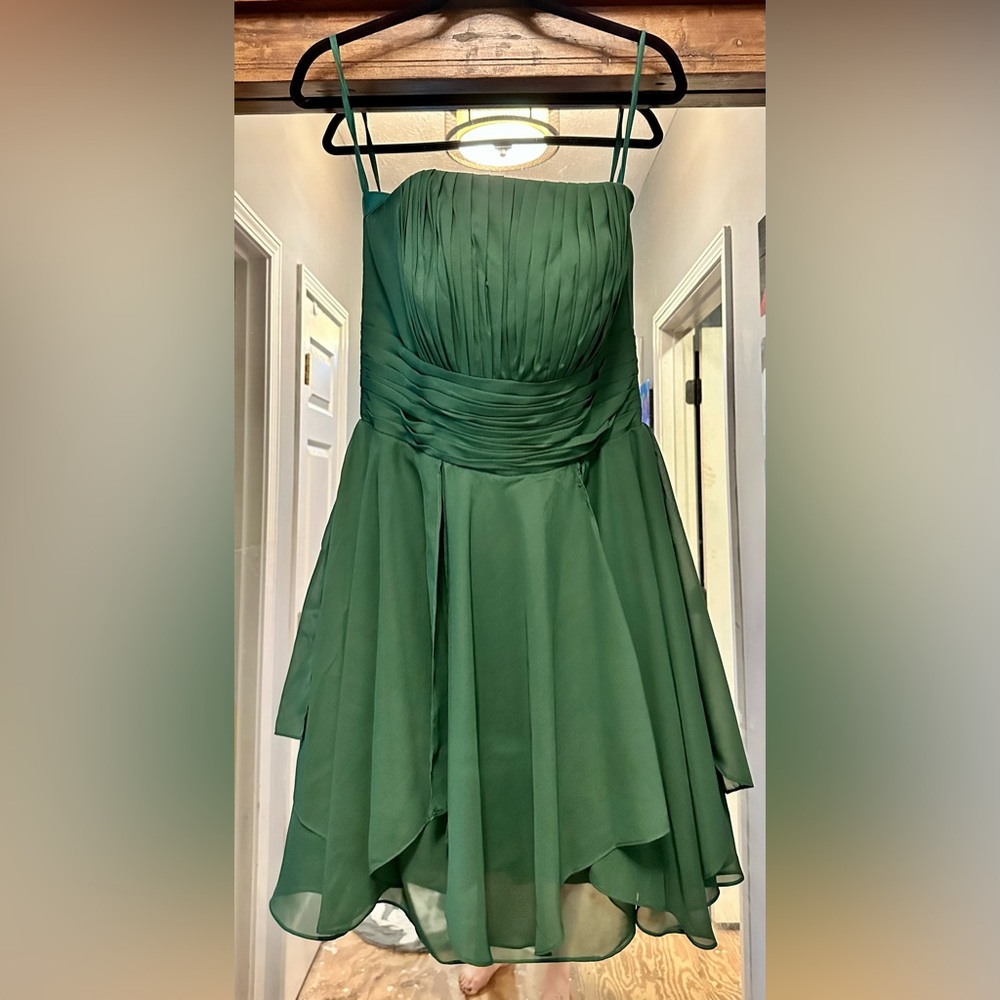 Dark green chiffon short formal dress with corset tie in back - Picture 1 of 7